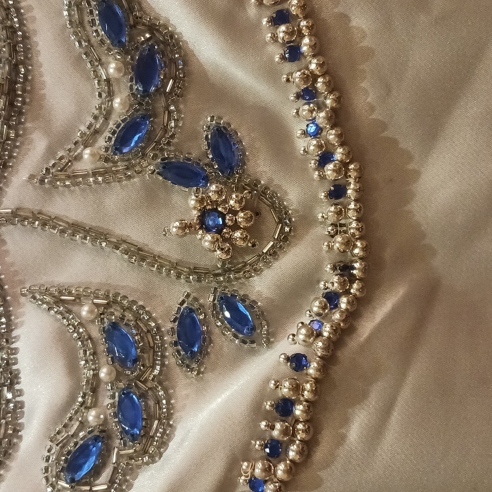 VICTORIA ROYAL LTD GOWN SIZE 10 - Picture 6 of 17
